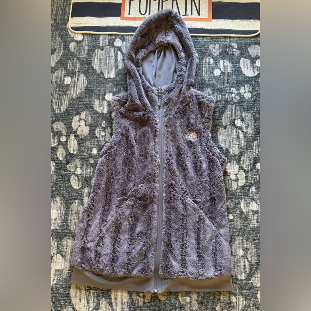 Women’s Northface Vest